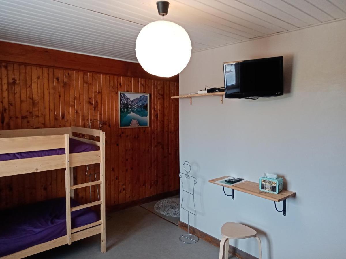 Bed and Breakfast Les P'Tites Pistes Chaux-des-Pres Exterior foto